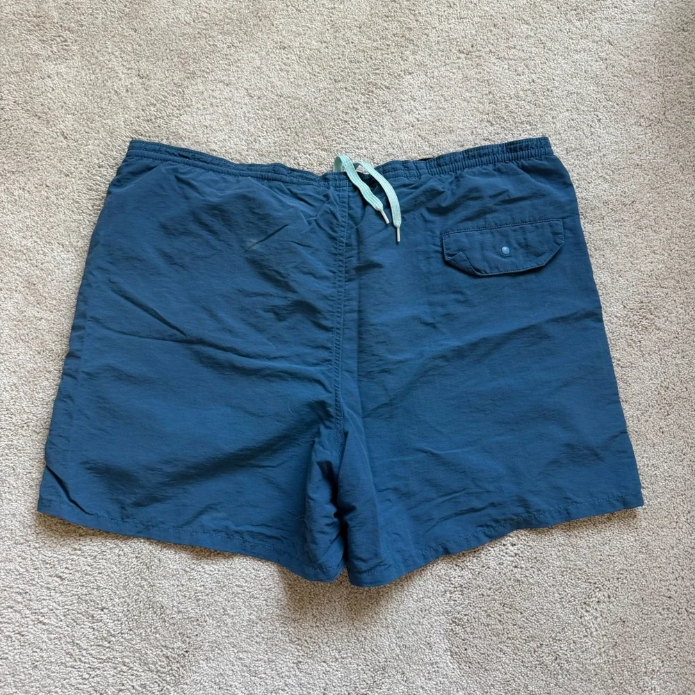 Patagonia Baggies 5 Inseam Shorts Medium Blue Nylon Swim Trunks Pocket